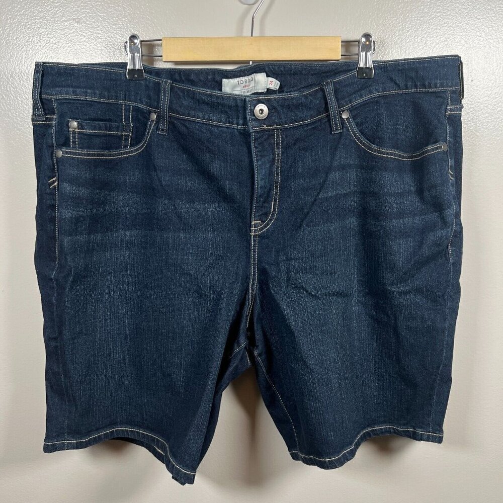 Torrid Boyfriend Bermuda Shorts Size 24 Moonlit Dark Wash Denim High Rise